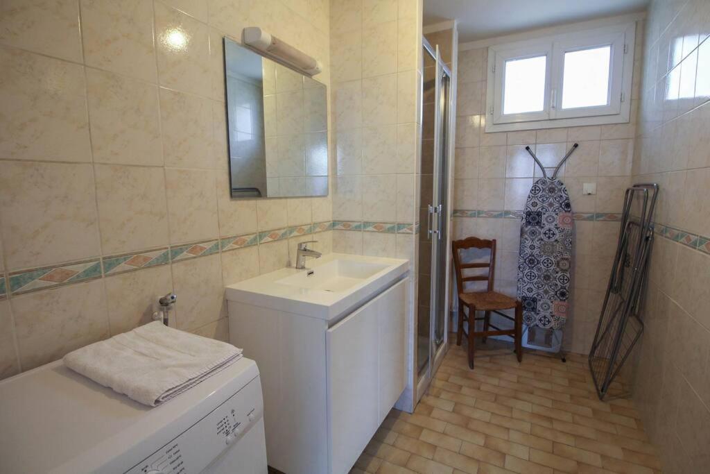 Joli T3 Renove / Wifi / Grand Parking Apartment La Couronne  Exterior foto